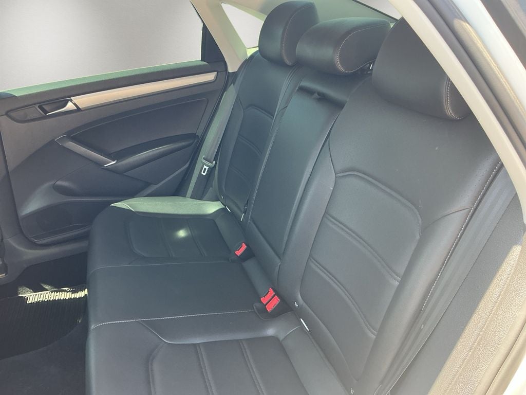 2020 Volkswagen Passat 2.0T SE