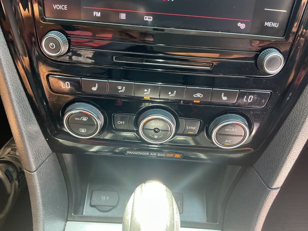 2020 Volkswagen Passat 2.0T SE