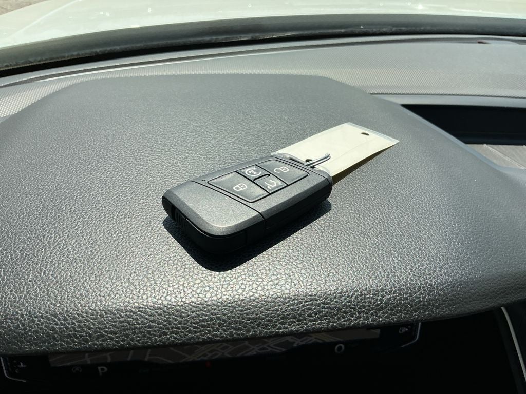 2024 Volkswagen Tiguan 2.0T SEL R-Line