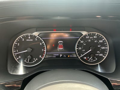 2025 Nissan Pathfinder SL