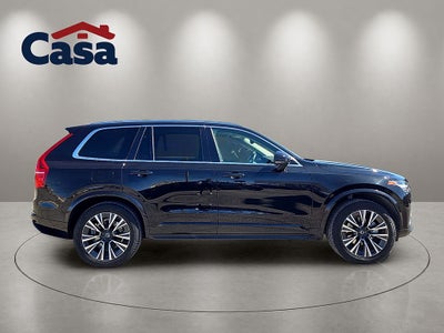 2022 Volvo XC90 T6 Momentum