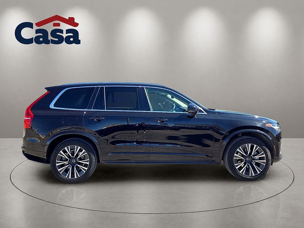 2022 Volvo XC90 T6 Momentum