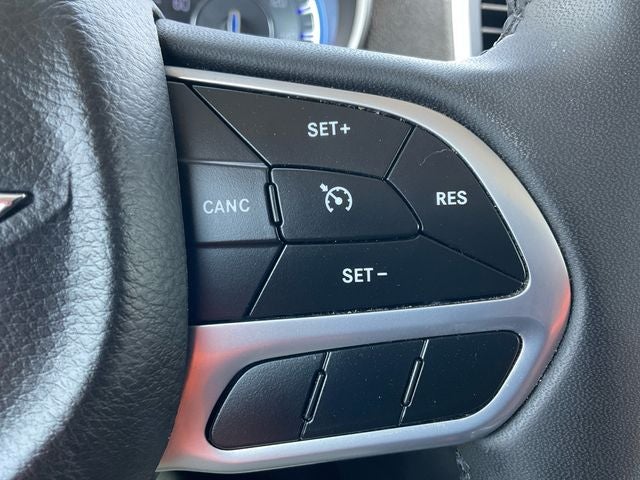 2023 Chrysler 300 Touring