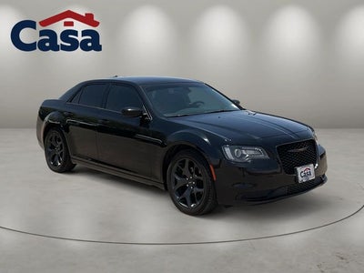 2023 Chrysler 300 Touring