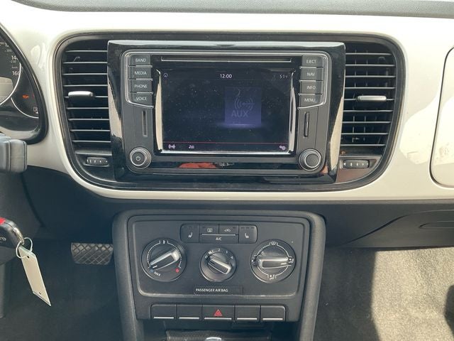 2016 Volkswagen Beetle 1.8T Fleet Edition