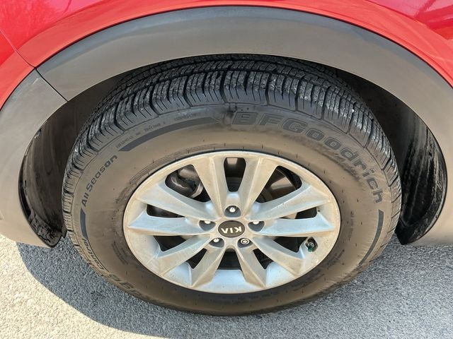 2020 Kia Sorento LX