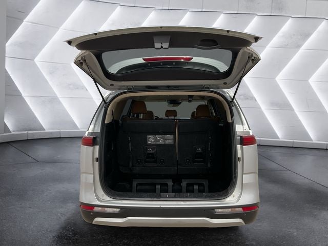 2023 Kia Carnival LX