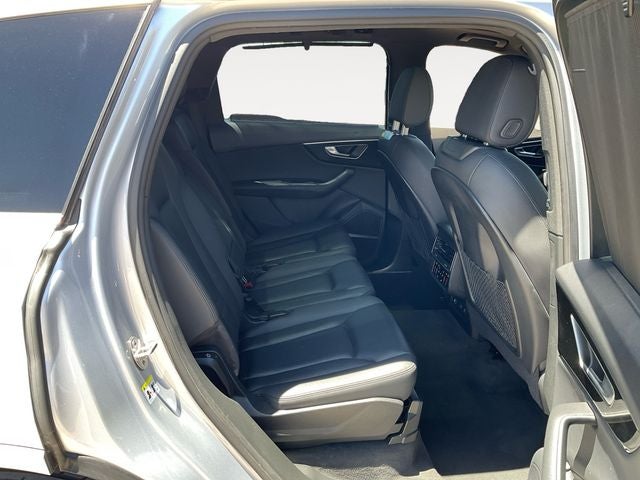 2021 Audi Q7 Premium Plus