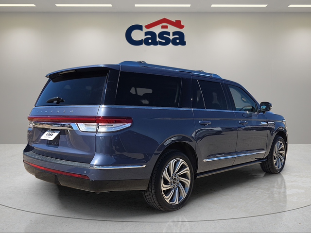 2022 Lincoln Navigator L Reserve