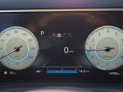 2023 Hyundai Santa Cruz SEL Premium