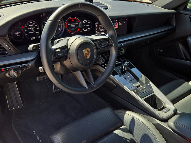 2020 Porsche 911 Carrera 4