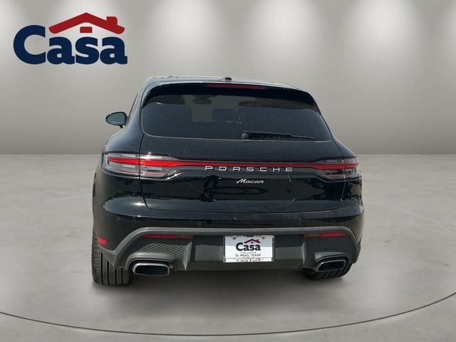 2025 Porsche Macan Base