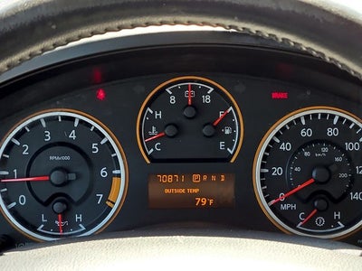 2015 Nissan Titan SV