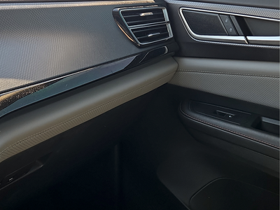 2024 Volkswagen Atlas 2.0T Peak Edition SEL