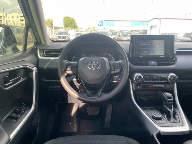 2022 Toyota RAV4 Hybrid LE
