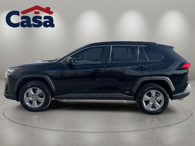 2022 Toyota RAV4 Hybrid LE