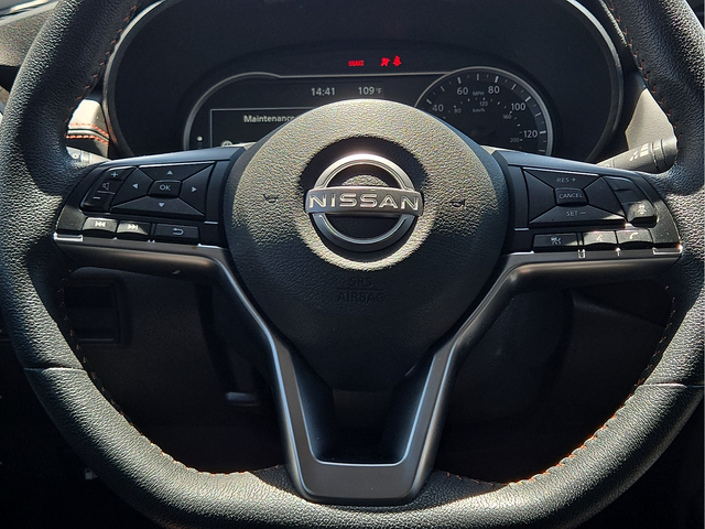 2024 Nissan Versa 1.6 SR