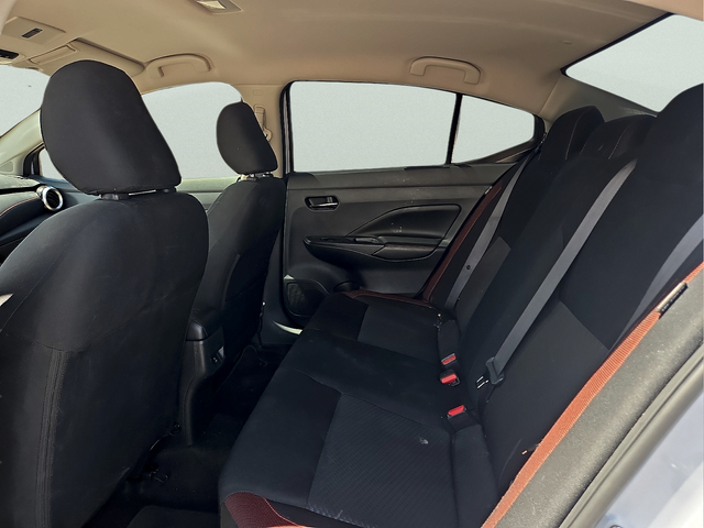 2024 Nissan Versa 1.6 SR
