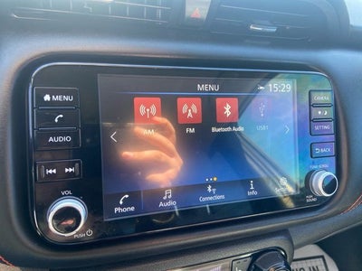 2021 Nissan Kicks SR