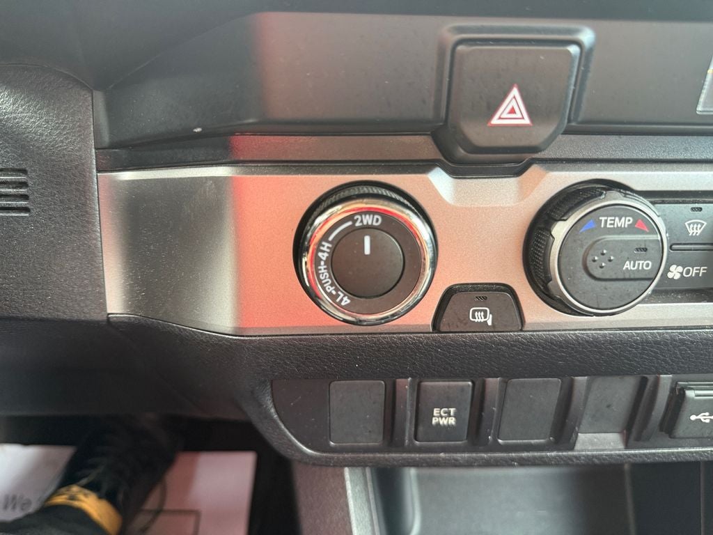 2023 Toyota Tacoma SR V6
