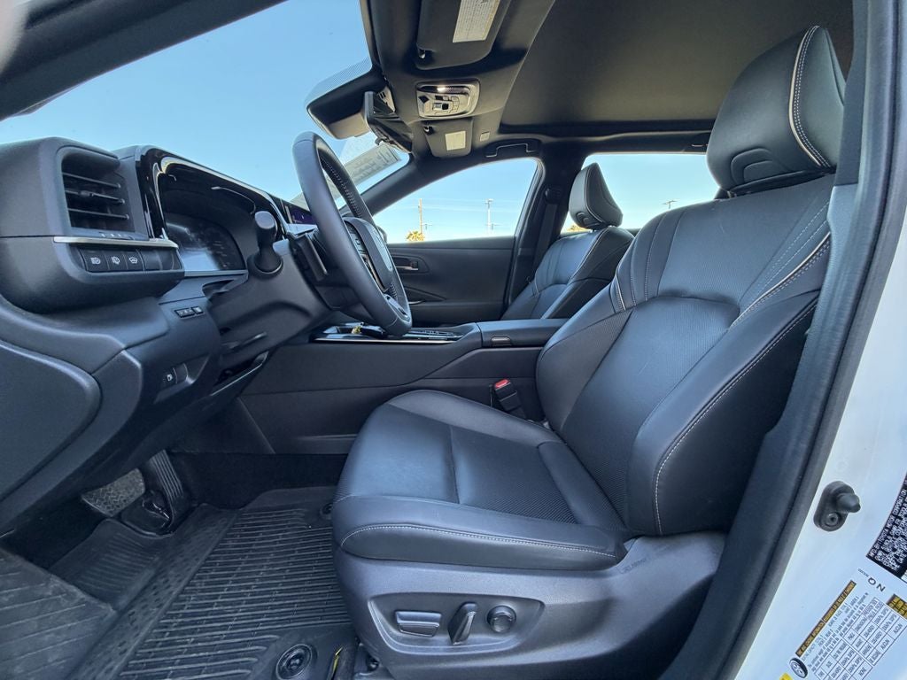 2025 Toyota Crown Signia Limited