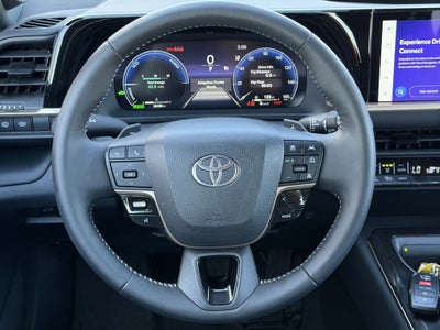 2025 Toyota Crown Signia Limited