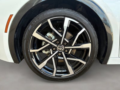 2025 Toyota Prius Plug-In Hybrid XSE