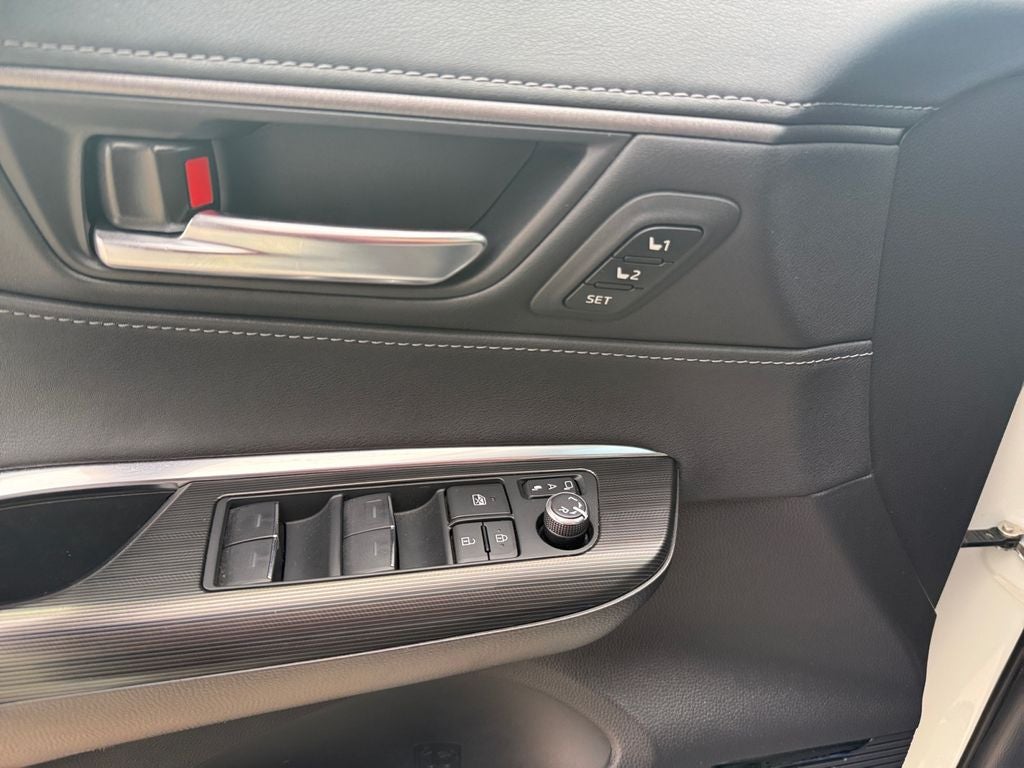 2022 Toyota Venza XLE