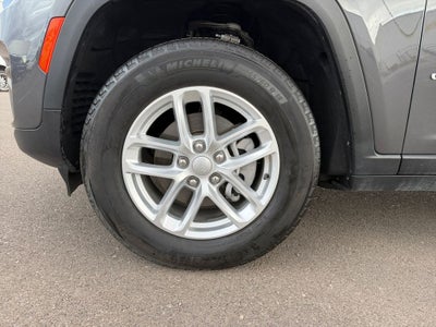 2025 Jeep Grand Cherokee Laredo X 4x2