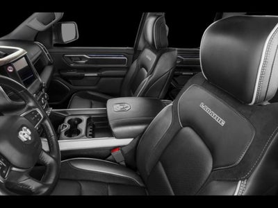 2020 RAM 1500 Laramie Quad Cab 4x4 6'4' Box