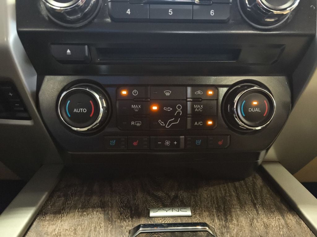 2017 Ford F-250SD Lariat