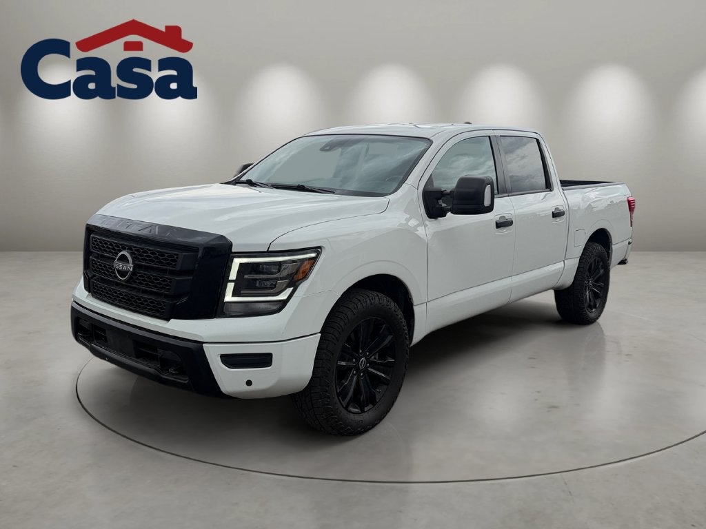 2023 Nissan Titan SV