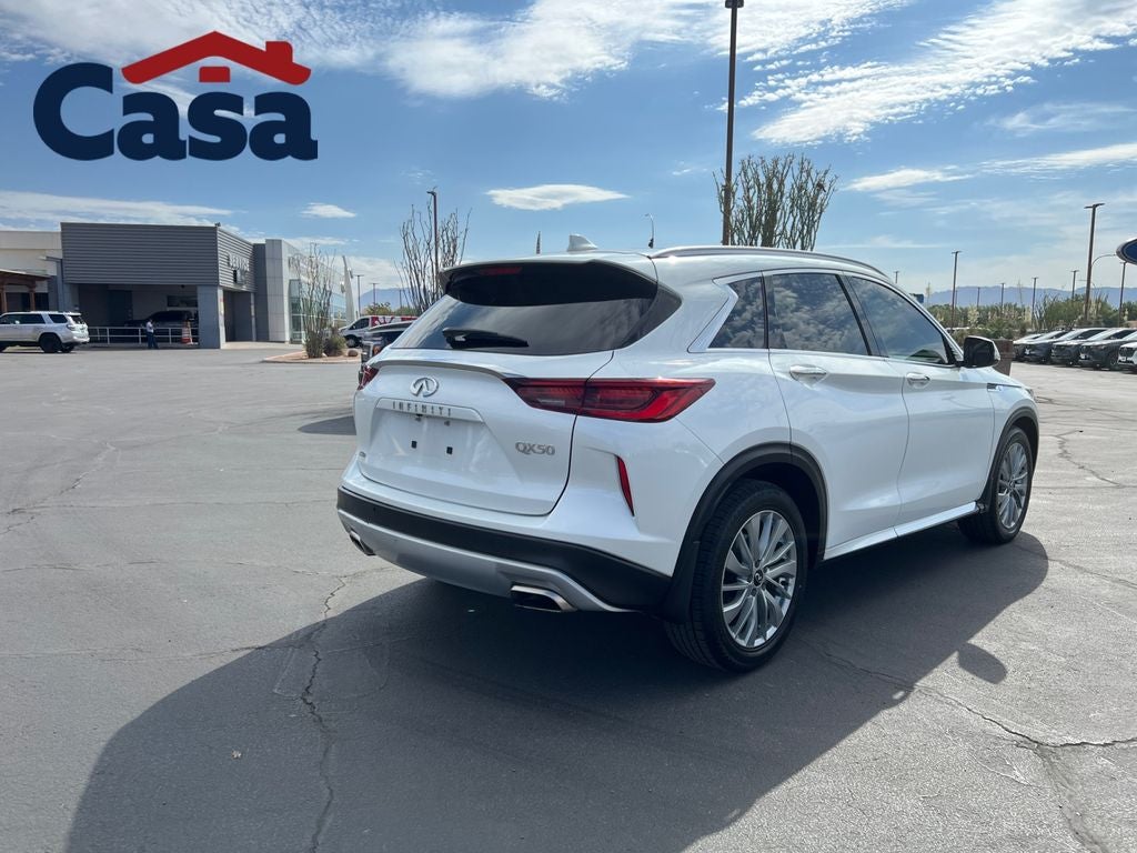 2023 INFINITI QX50 LUXE