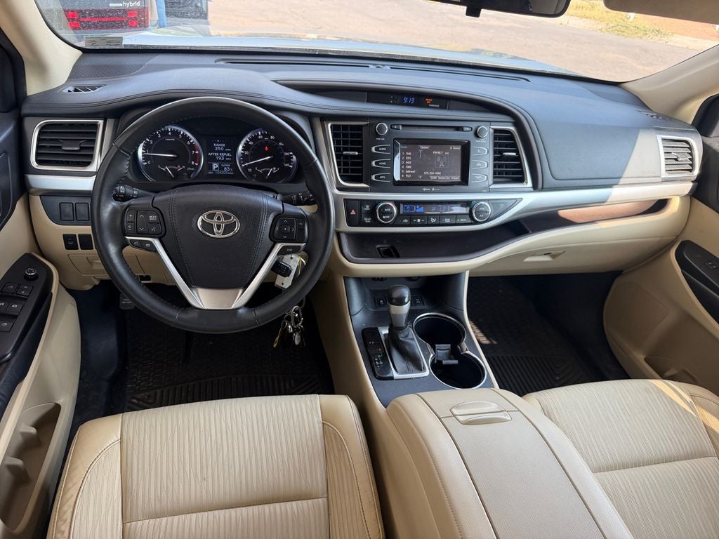 2015 Toyota Highlander LE Plus V6