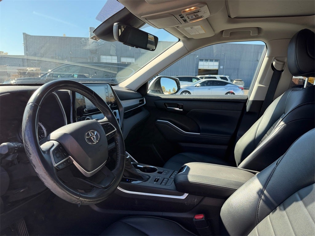 2022 Toyota Highlander XLE
