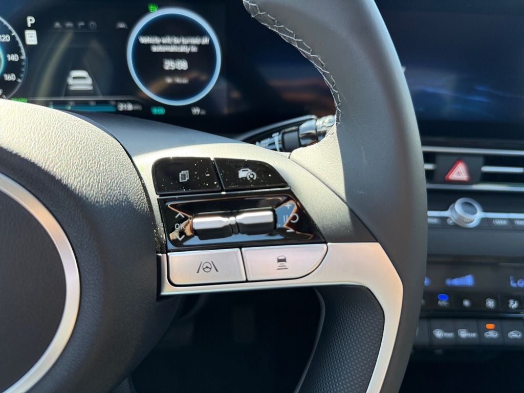 2025 Hyundai Elantra Hybrid Limited