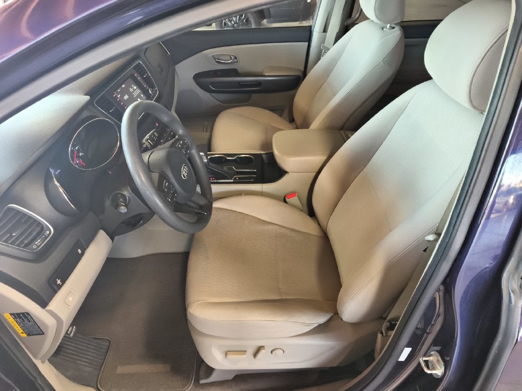 2020 Kia Sedona LX