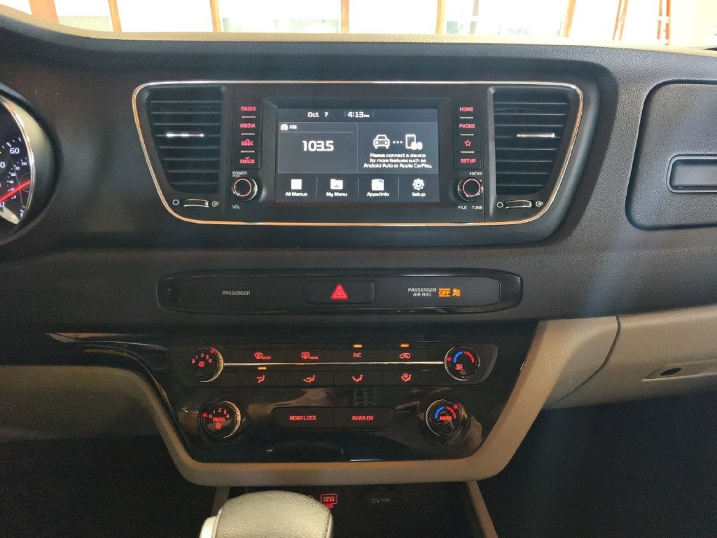 2020 Kia Sedona LX