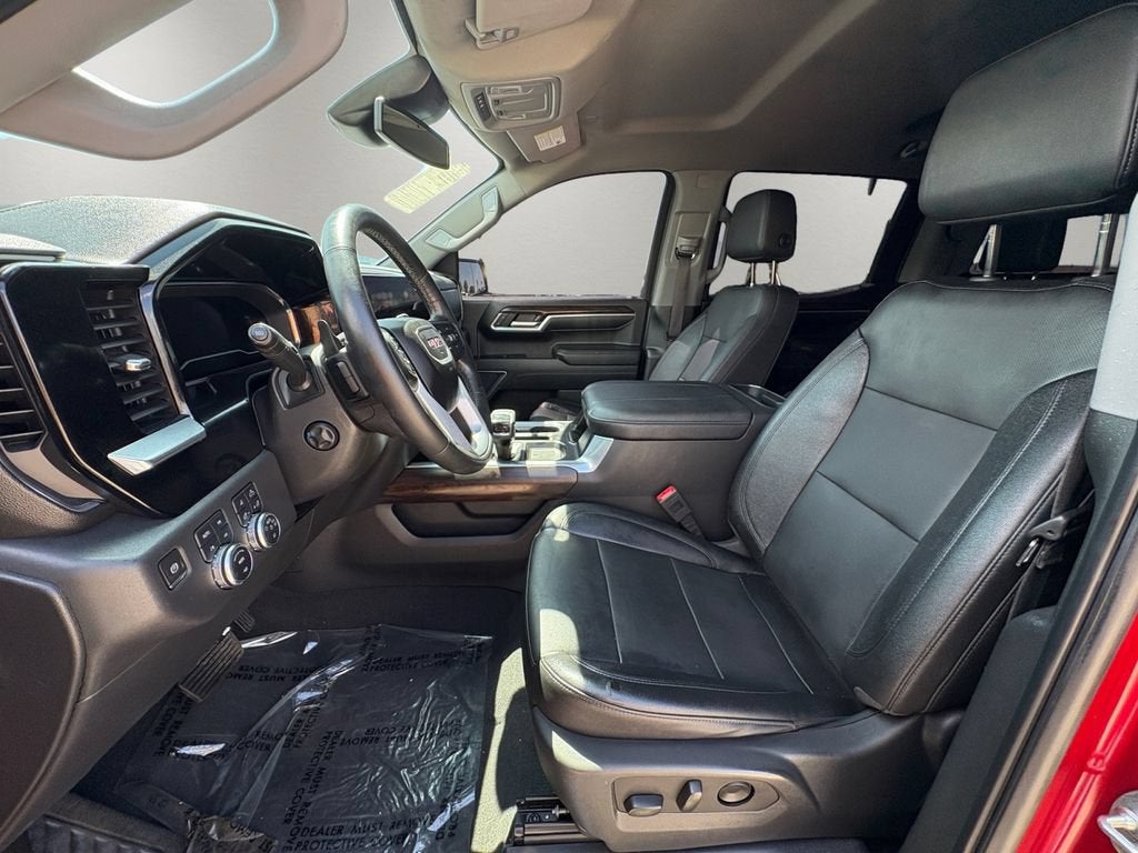 2023 GMC Sierra 1500 SLT - Photo 9