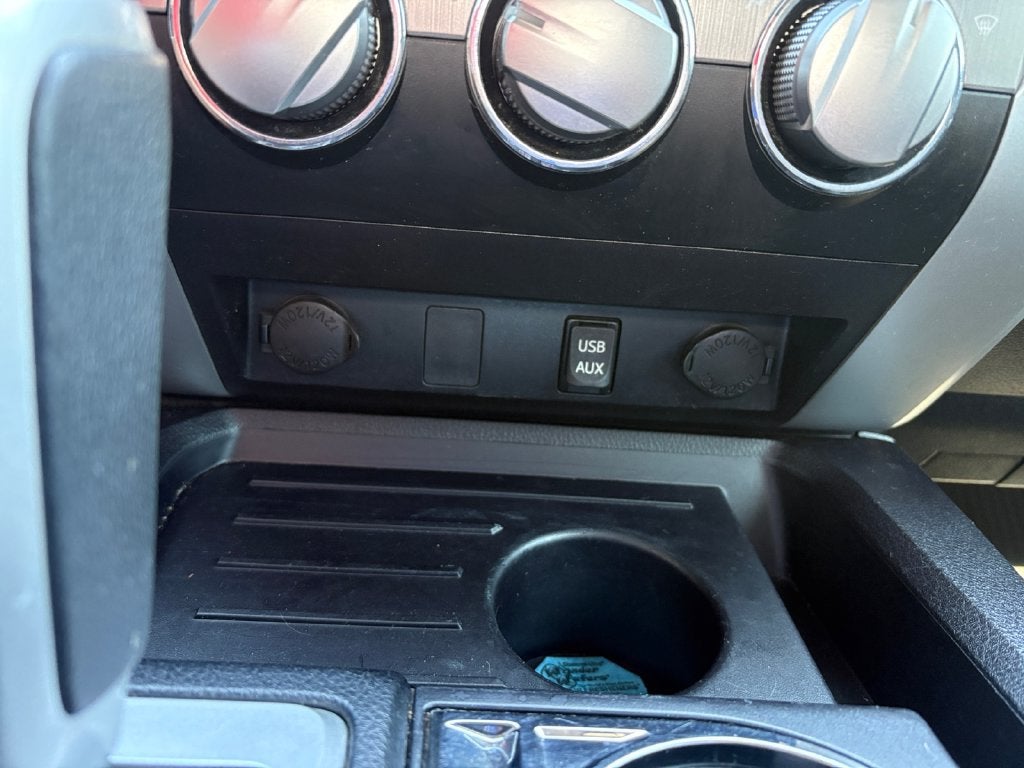 2015 Toyota Tundra 2WD Truck SR5